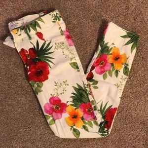 Abercrombie & Fitch floral pant.